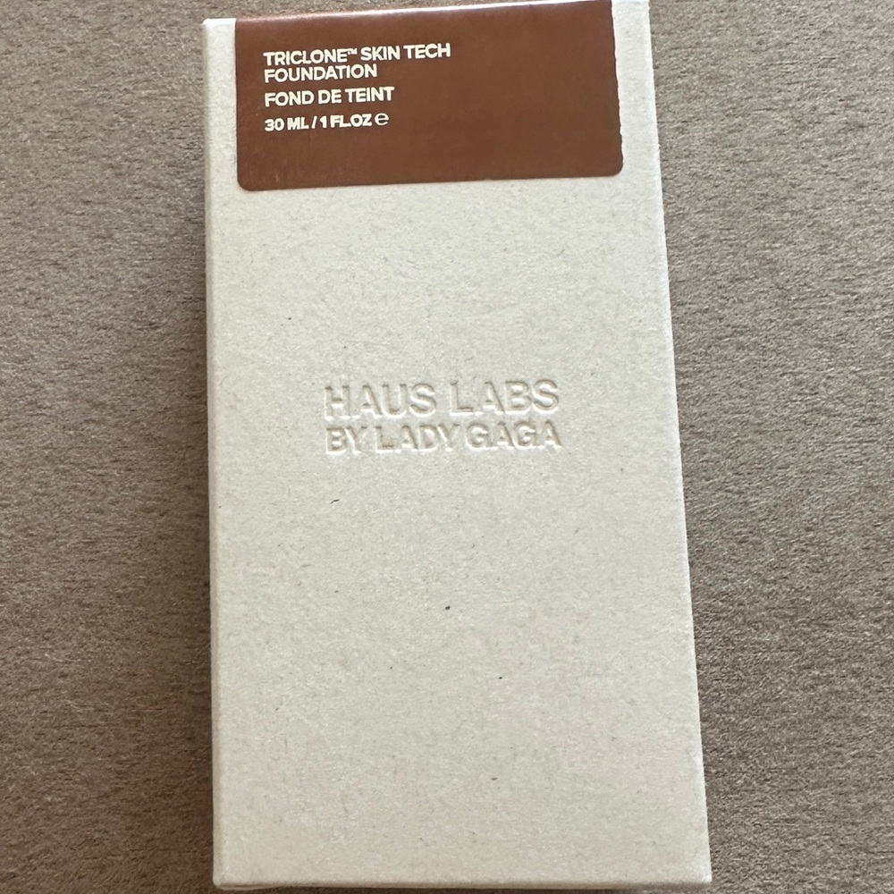 Haus Labs Skin Tech Foundation